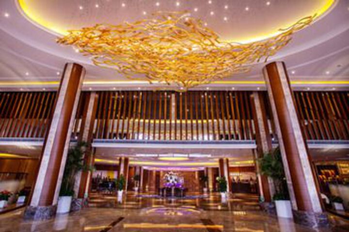 Hotel 44 of 61