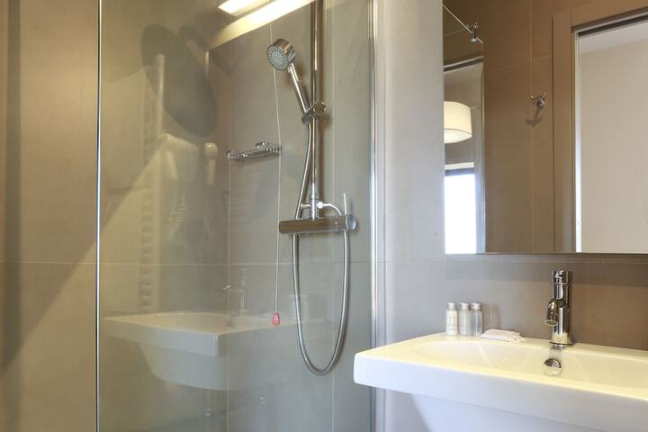 Bath Photo