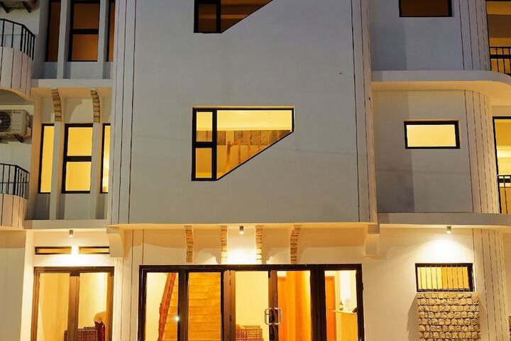 Hotel 26 of 27
