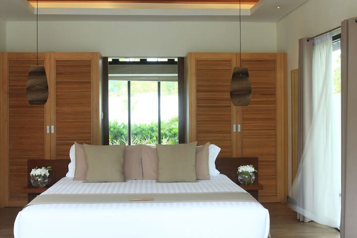 Room 9 of 183