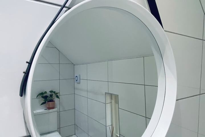 Room 45 of 79