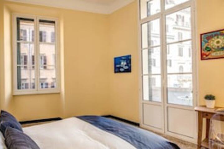 Room 7 of 93