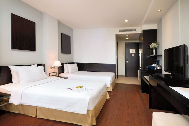 Room 14 of 43