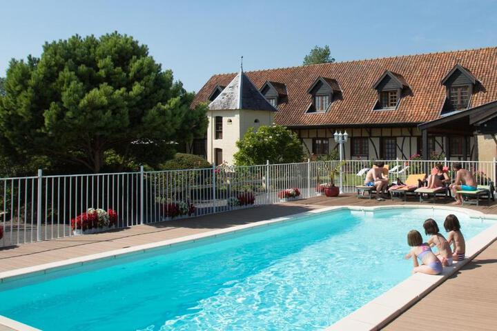 Pool 16 of 23