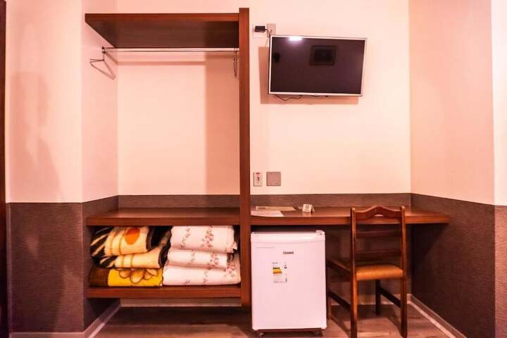 Room 59 of 181