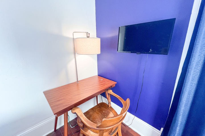 Room 18 of 54