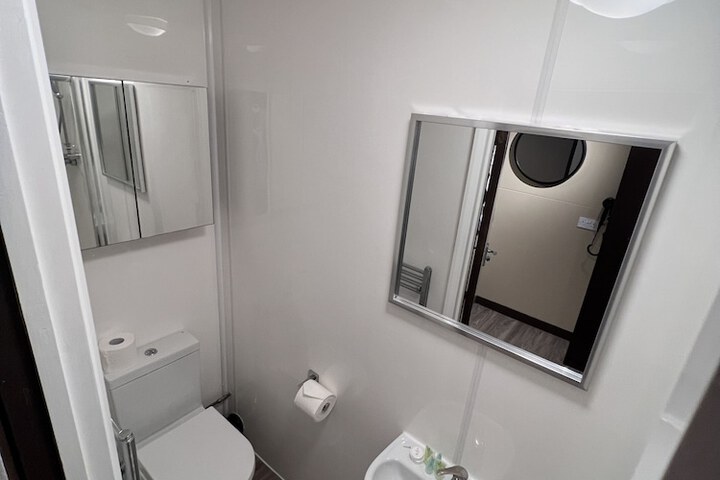Room 10 of 57