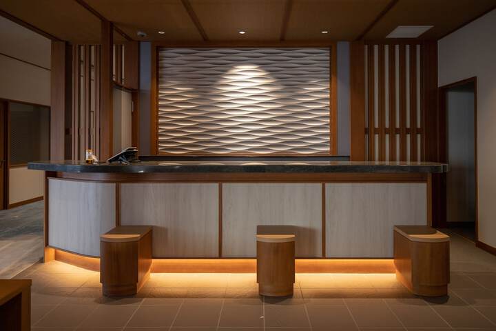 Hotel Interior 5 of 124