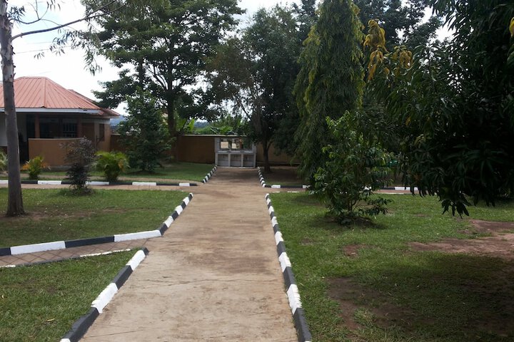 Hotel Exterior 86 of 94