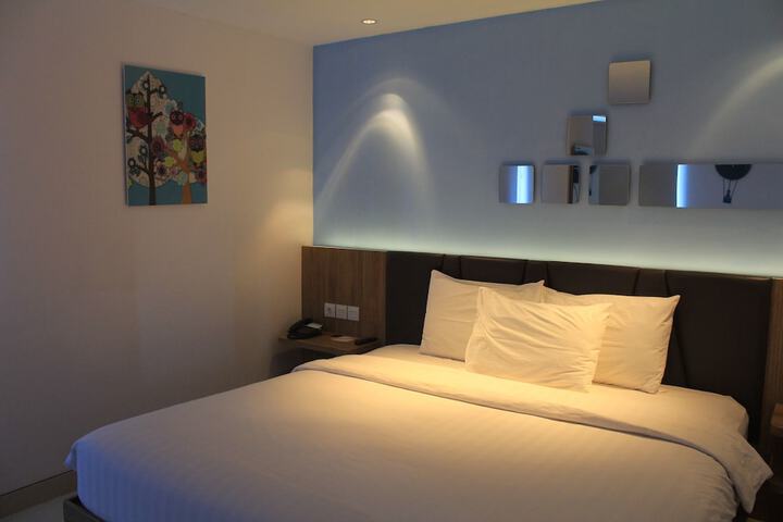 Room 14 of 53
