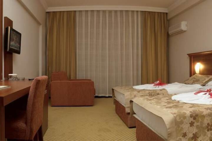 Room 7 of 46