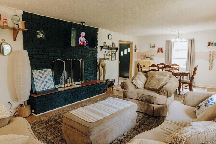 Room 14 of 35