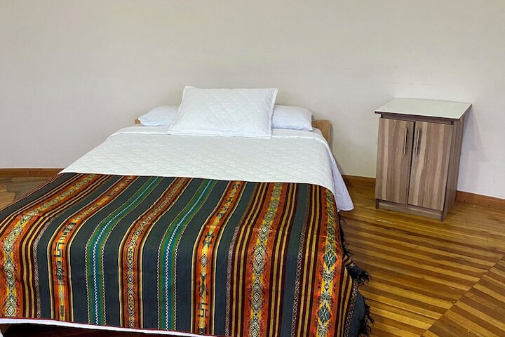 Room 6 of 35