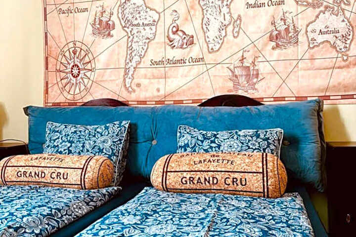 Pirate Family Theme Room, Free Parking