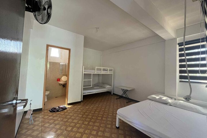 Room 5 of 35