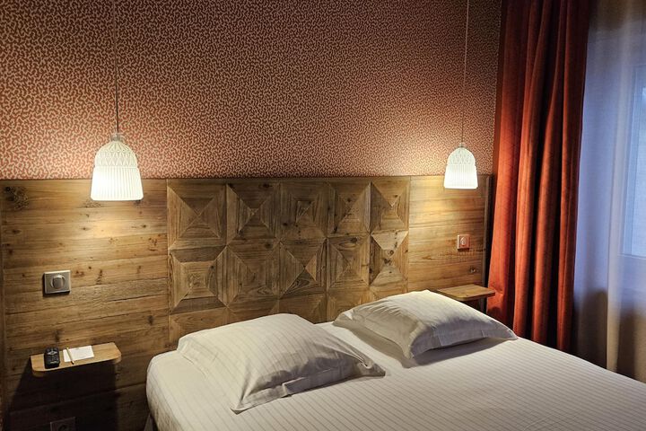 Room 40 of 80
