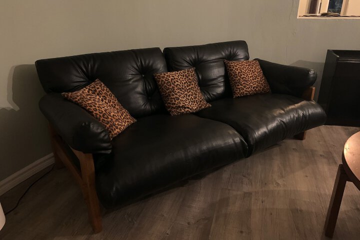 Room 12 of 34