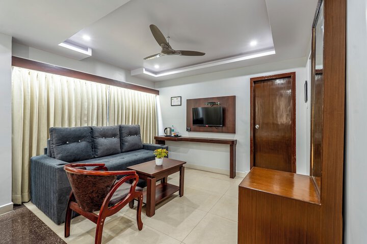 Room 8 of 36
