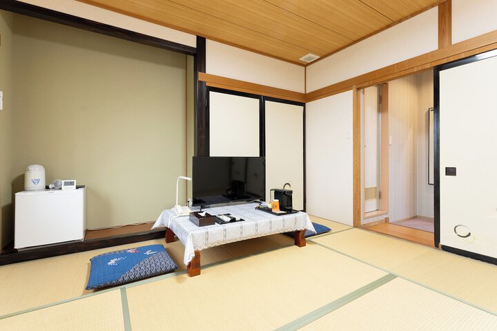 Room 11 of 55
