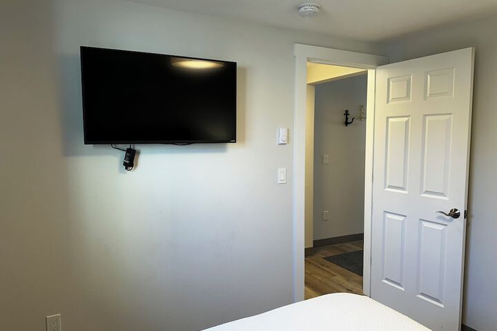 Room 12 of 134