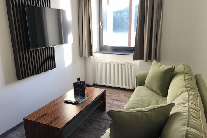Room 15 of 75