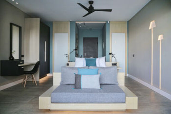 Room 64 of 119