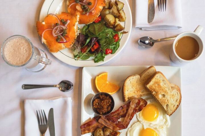 Breakfast/Coffee Service 22 of 31