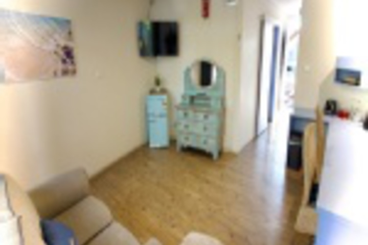 Room 168 of 228