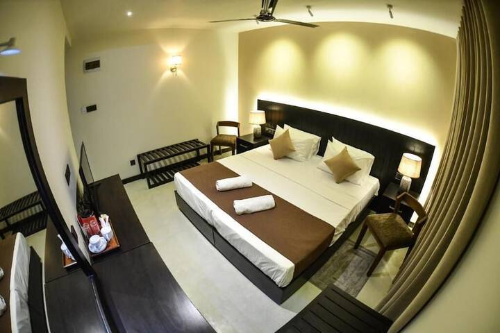 Room 38 of 171