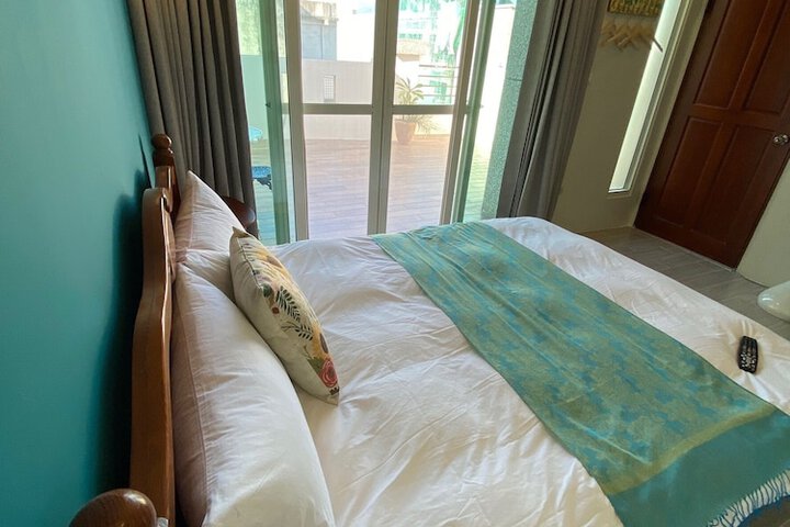 Room 25 of 36