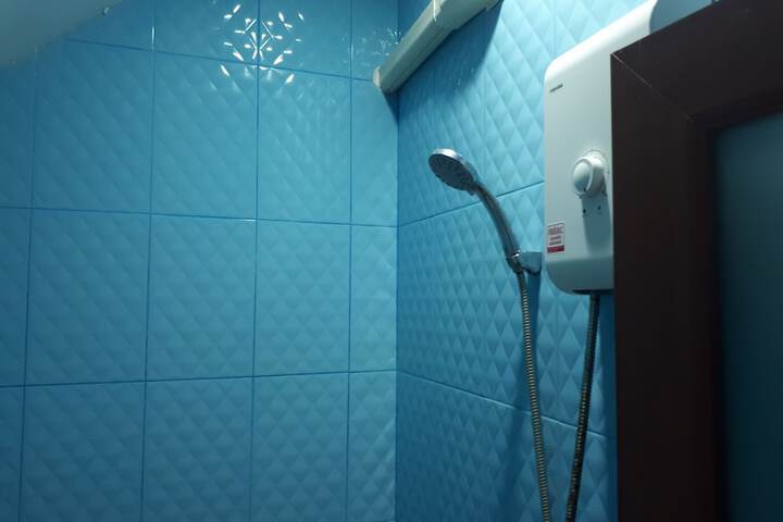 Room 12 of 12