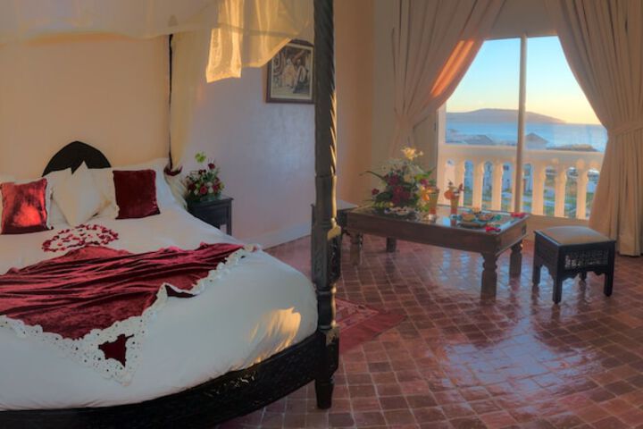 Room 9 of 82