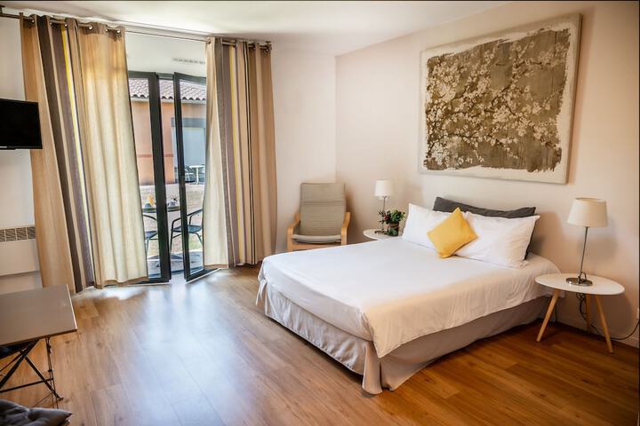 Room 10 of 57