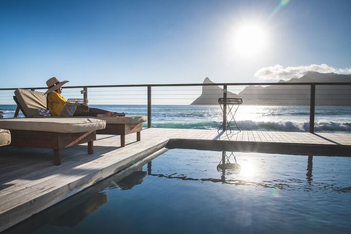 Pool Hotel