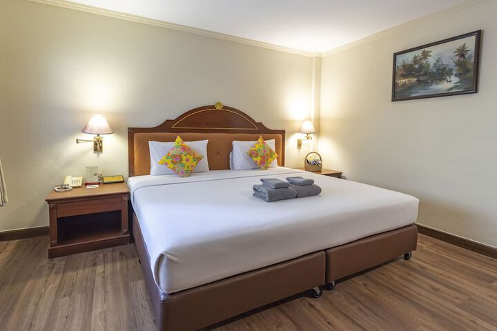 Room 10 of 70