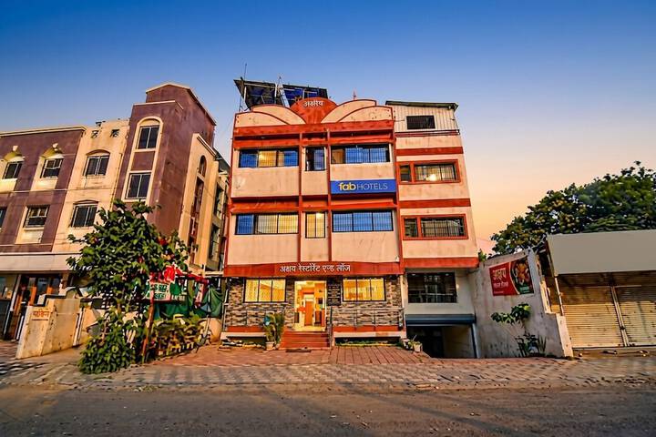 Fabhotel Akshay Inn