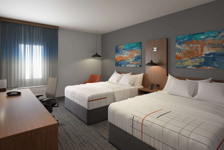 2 Queen Beds (2 of 5)