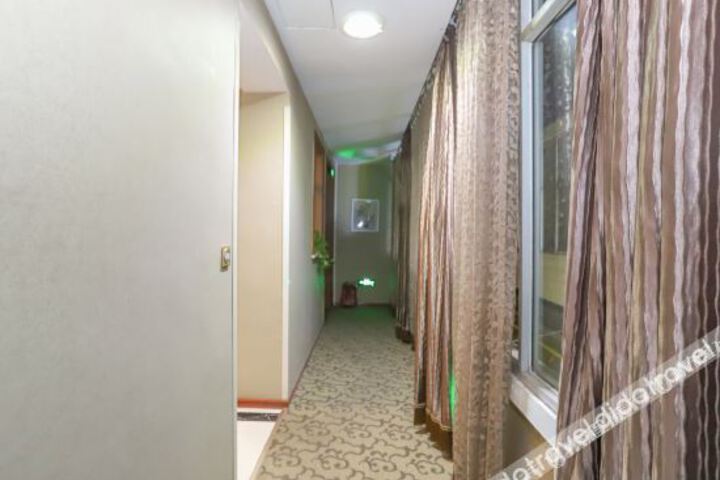 Hotel Interior 7 of 18