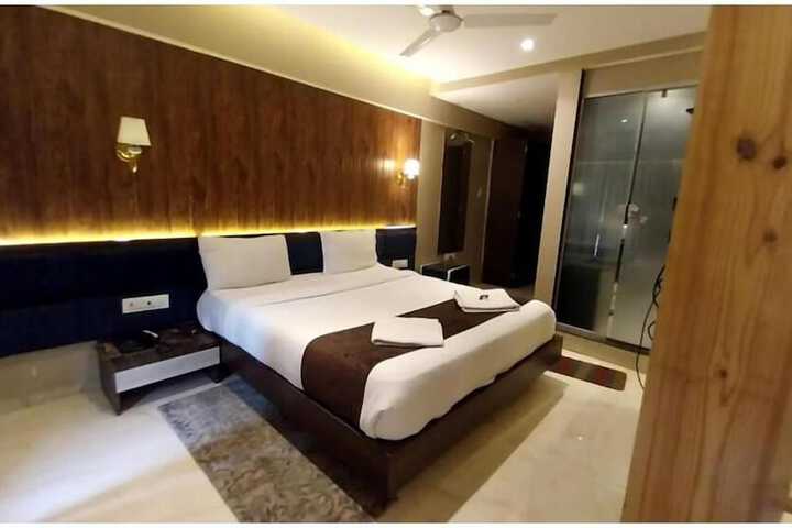 Hotel merakee in Mumbai