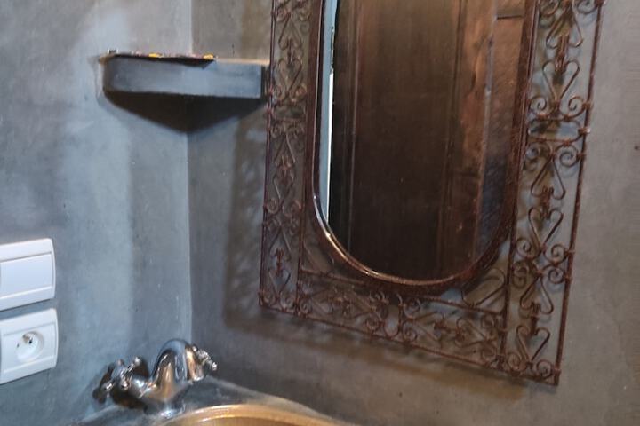 Clean Restrooms