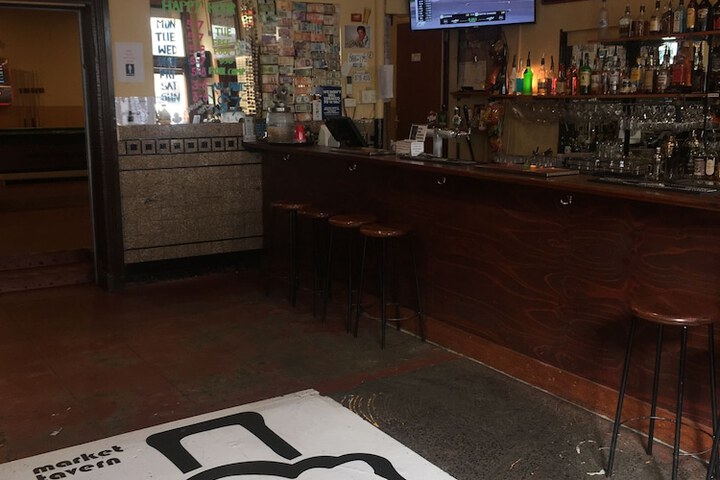 Lounge 99 of 135