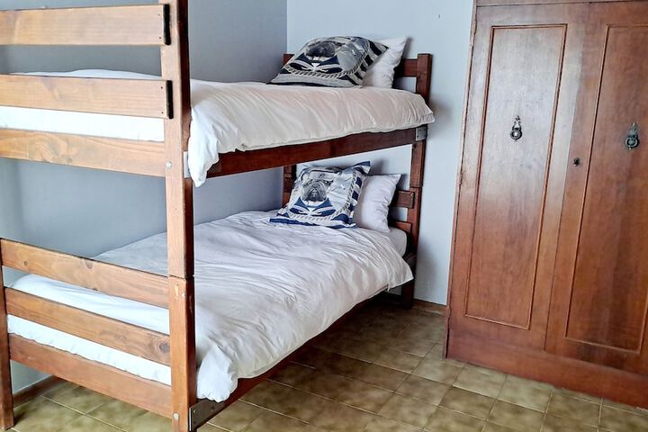 Room 11 of 39