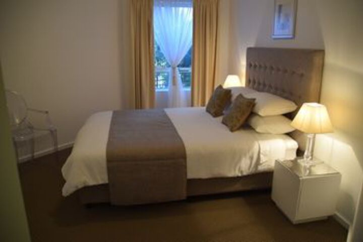 Room 6 of 20