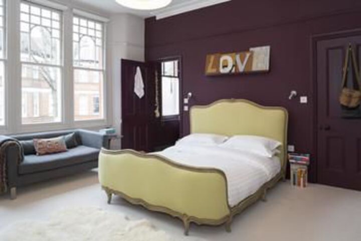 Room 44 of 166