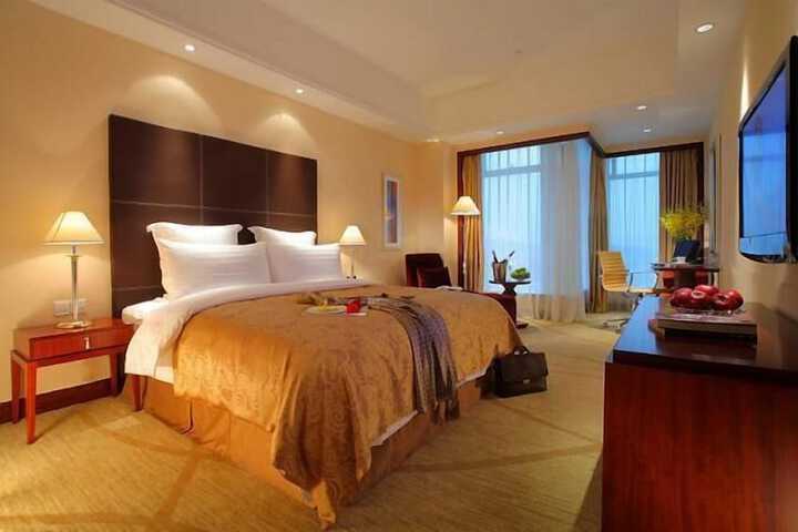 Room 7 of 45