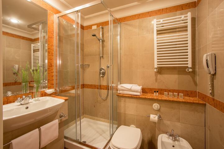 Bath Photo
