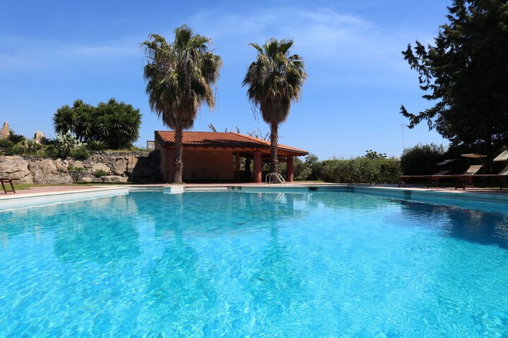 Hotel with Pool