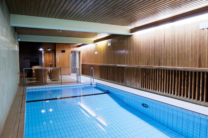 Hotel with Pool