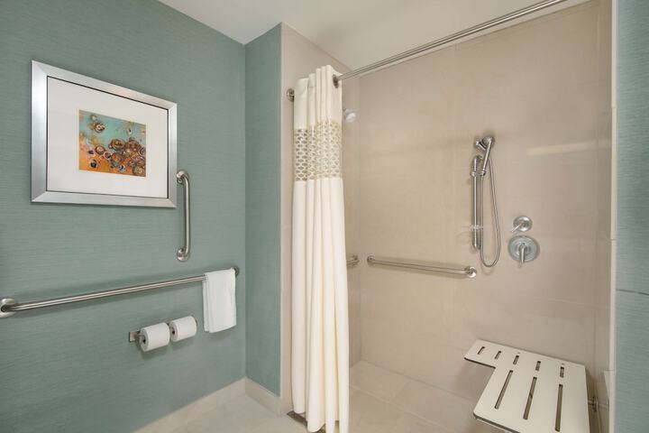 Bathroom shower