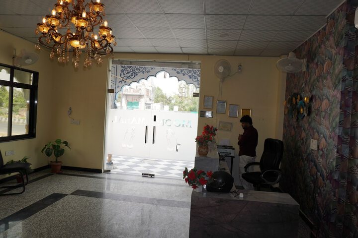 Moon Mahal Hotel